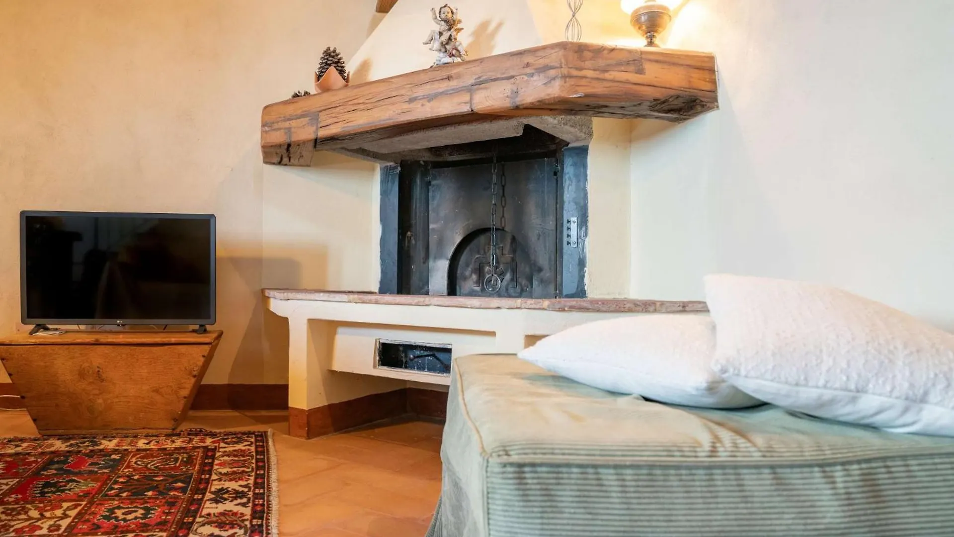 Borgo Cerbaiola Guest House Montecastelli Pisano Country house
